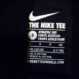 Nike Shirts & Tops - Nike T-Shirt, boys sz 5 Nike Shirts & Tops - Nike T-Shirt, boys sz 5